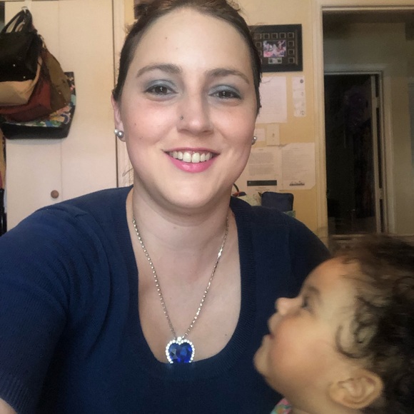 Meet your Posher, Janna - Picture 4 of 16